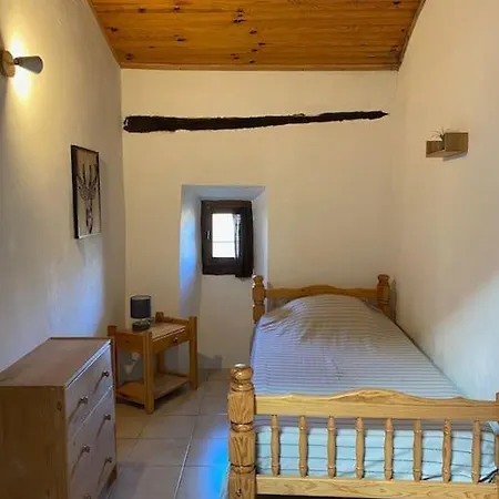De 6 Ou 8 Personnes Le Chataignier Apartment Gravieres